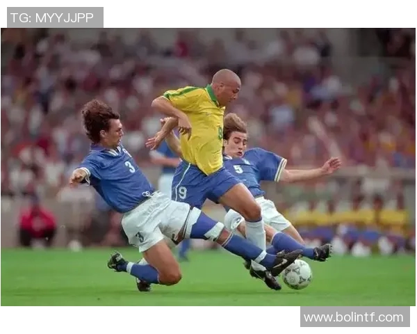 美国足球历史十大球星盘点及其对足球发展的影响分析