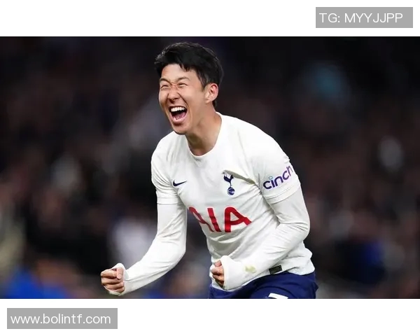 韩国知名足球球星孙兴慜李东国朴智星等闪耀绿茵舞台